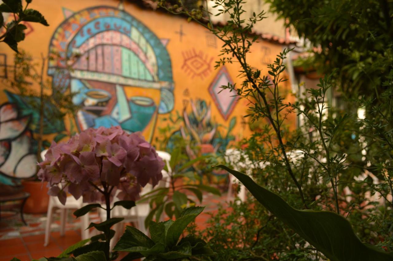 Hostal Sue Candelaria Bogotá Eksteriør billede