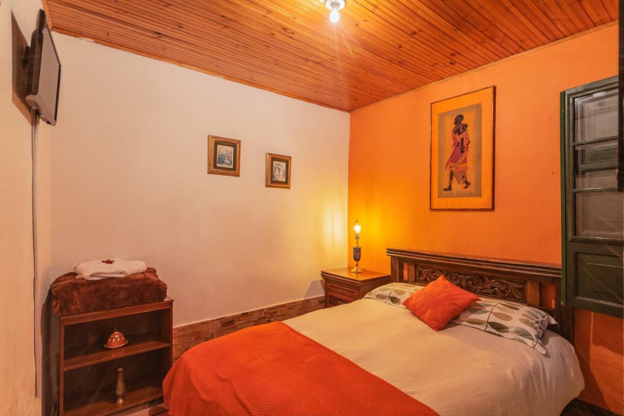Hostal Sue Candelaria Bogotá Eksteriør billede